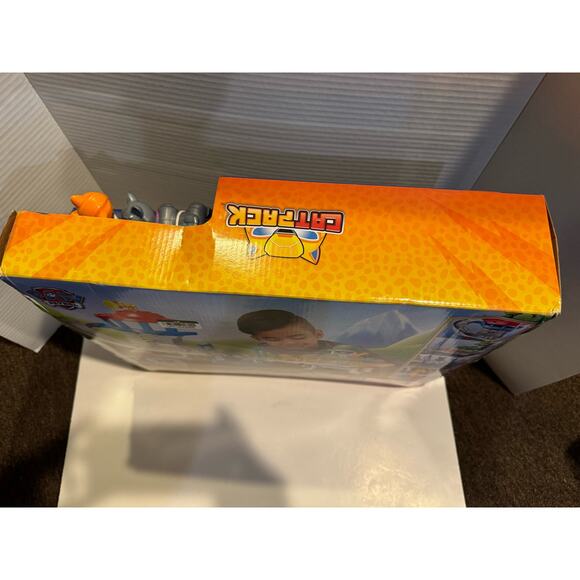 Paw Patrol Cat Pack Catpack Adventure Bay Exclusive Playset - Picture 7 of 8